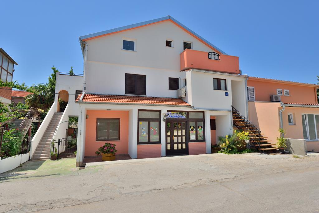 Apartment Mladenka Visnjik Zadar