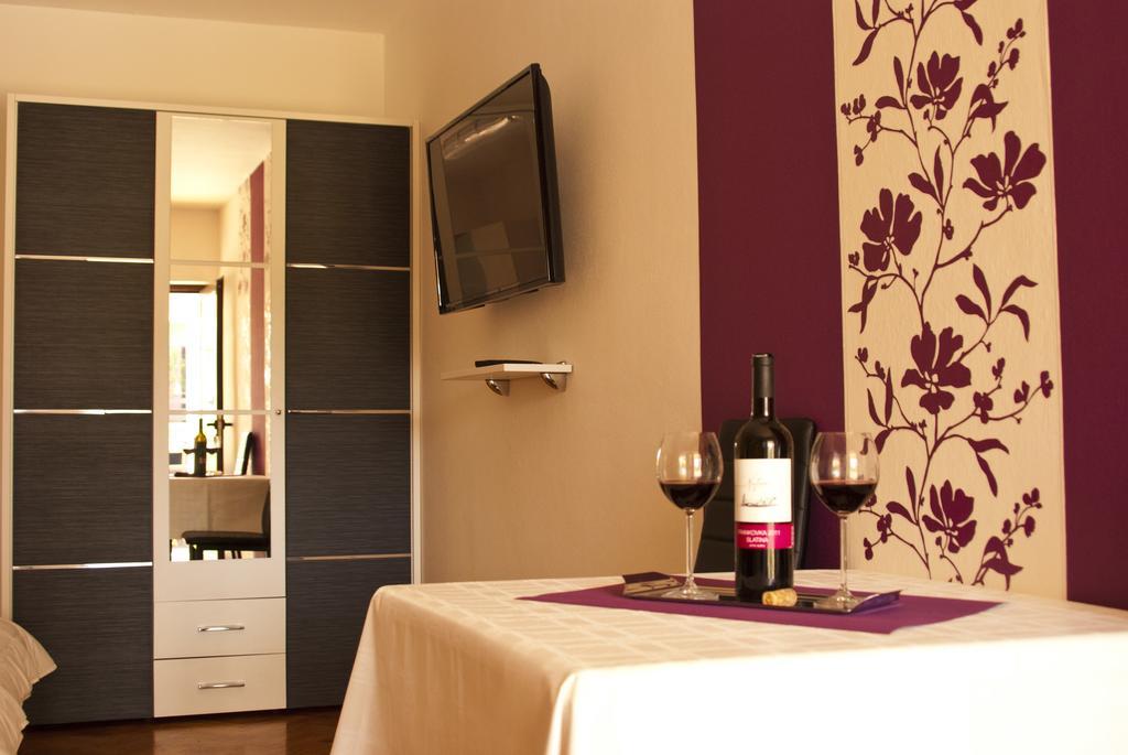 Mladenka Visnjik Apartment Zadar